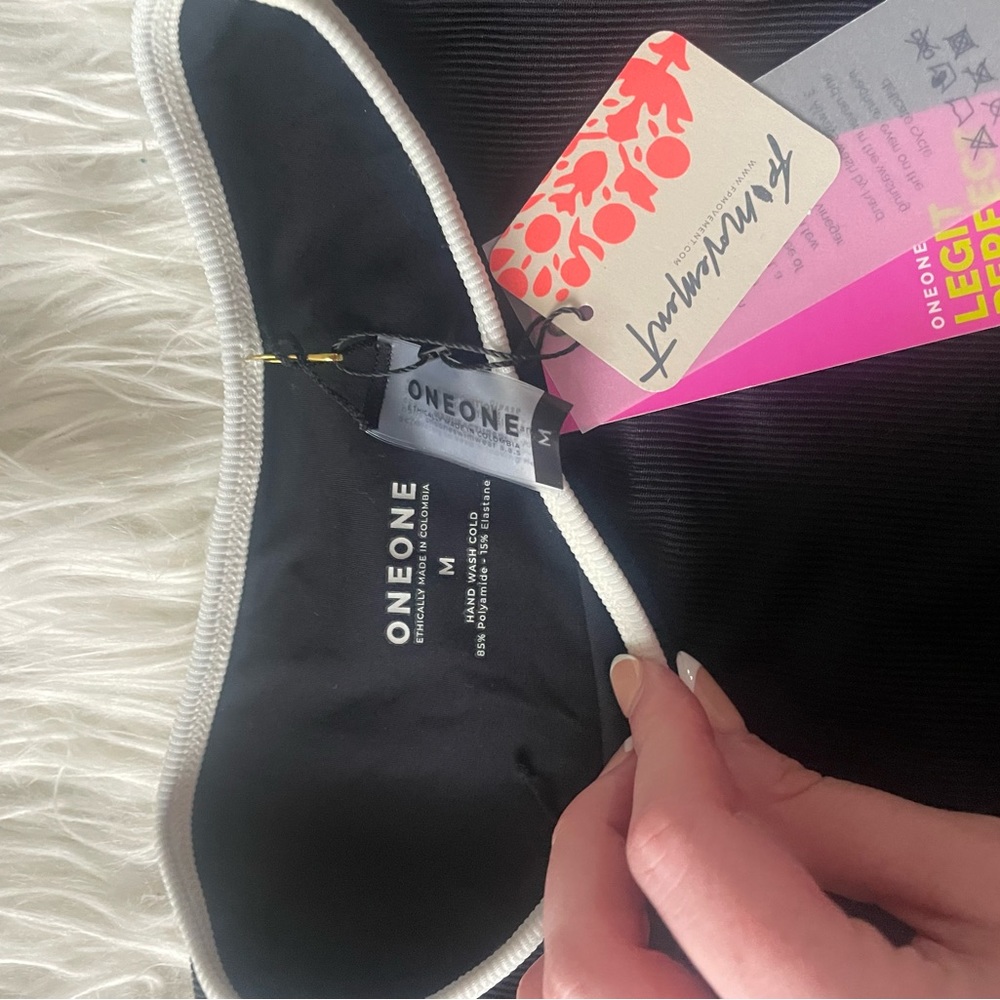 Free People Movement NWT Bathing Suit Top - Picture 2 of 5